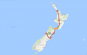 Kartet viser de tre turistrutene KiwiRail kjører på New Zealand: Northern Explorer, Coastal Pacific og TranzAlpine.