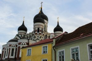 Alexsander Nevskij katedralen er et velkjent landemerke i Tallin.