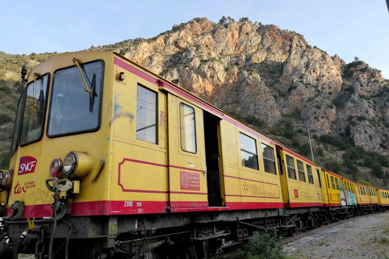 Det gule toget i Pyreneene - slik stod det på endestasjonen sin og ventet på oss.