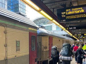 Nordens tøffeste togtur starter hver dag fra Stockholm Central kl. 18.11 og går til Narvik