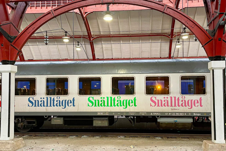 Sittevognene er blandet drops, men alle med det til felles at de har mange år på skinnene bak seg.